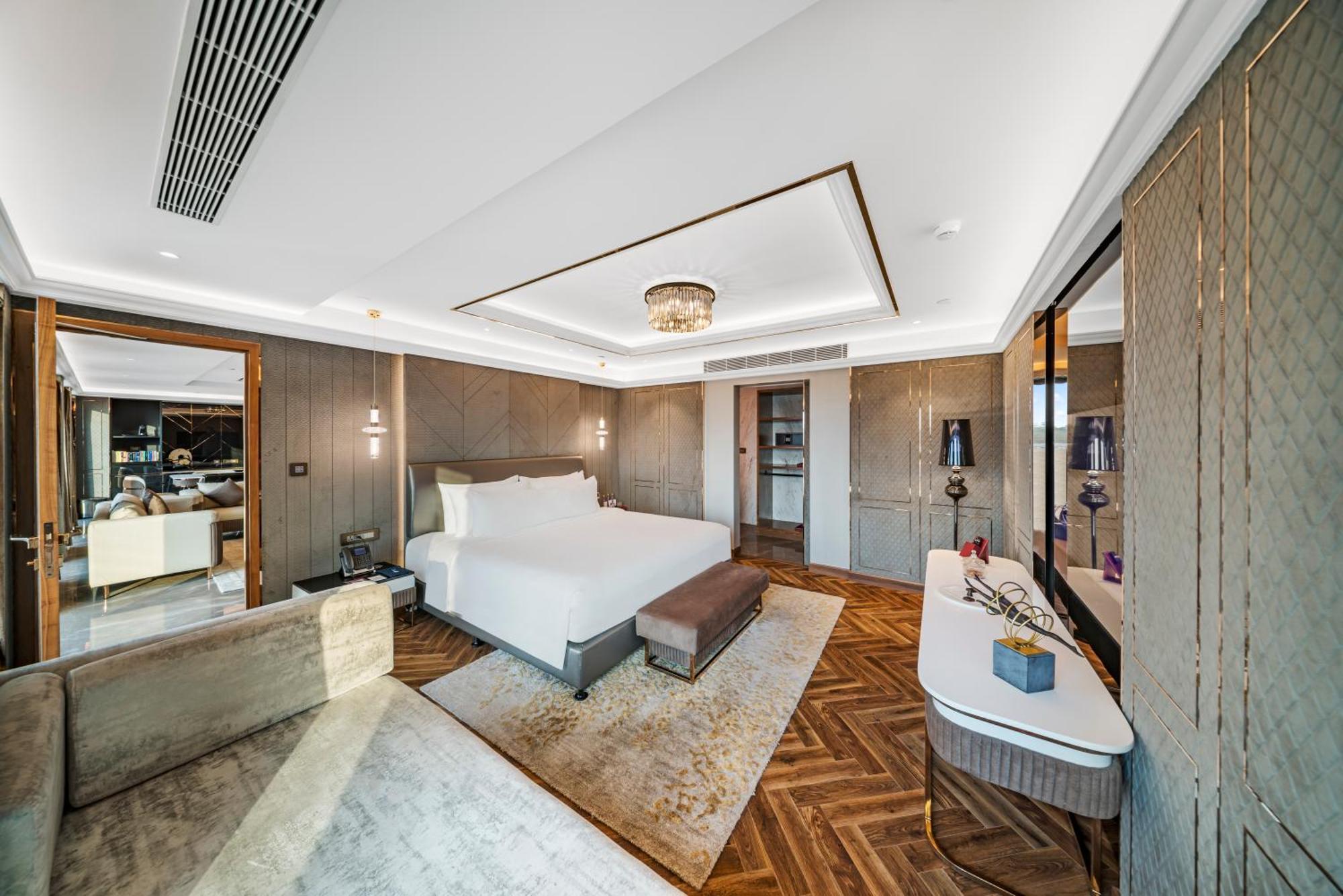 Radisson Blu Hotel & Suites Grt Chennai Exterior photo